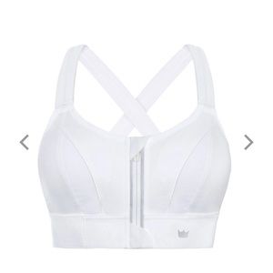 SheFit ultimate sports bra in white